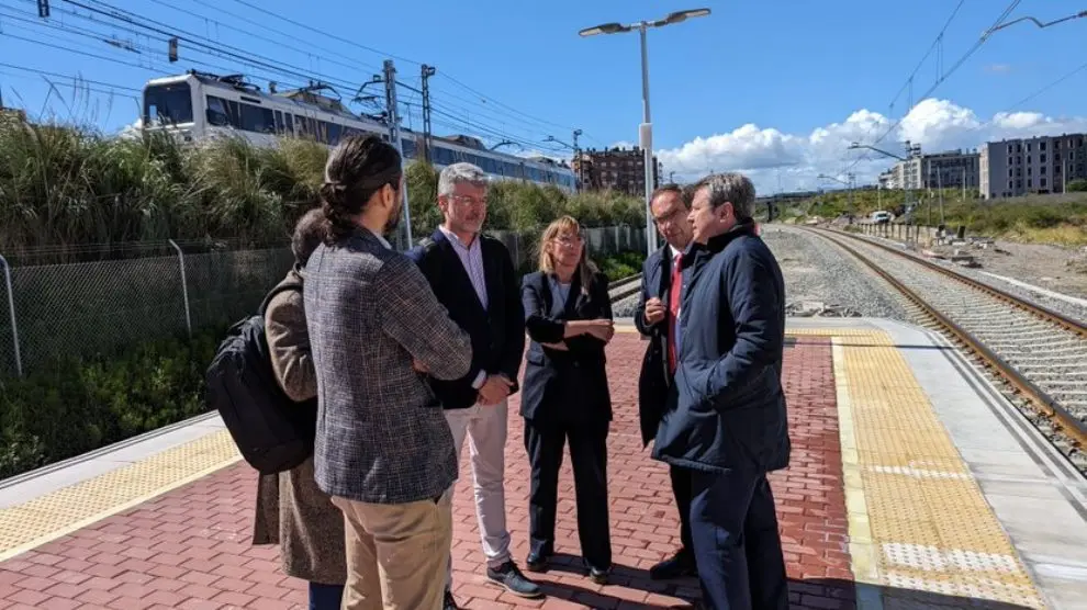 Las autoridades políticas visitan Nueva Montaña.