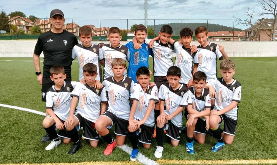 Plantilla del Santoña. R.A.