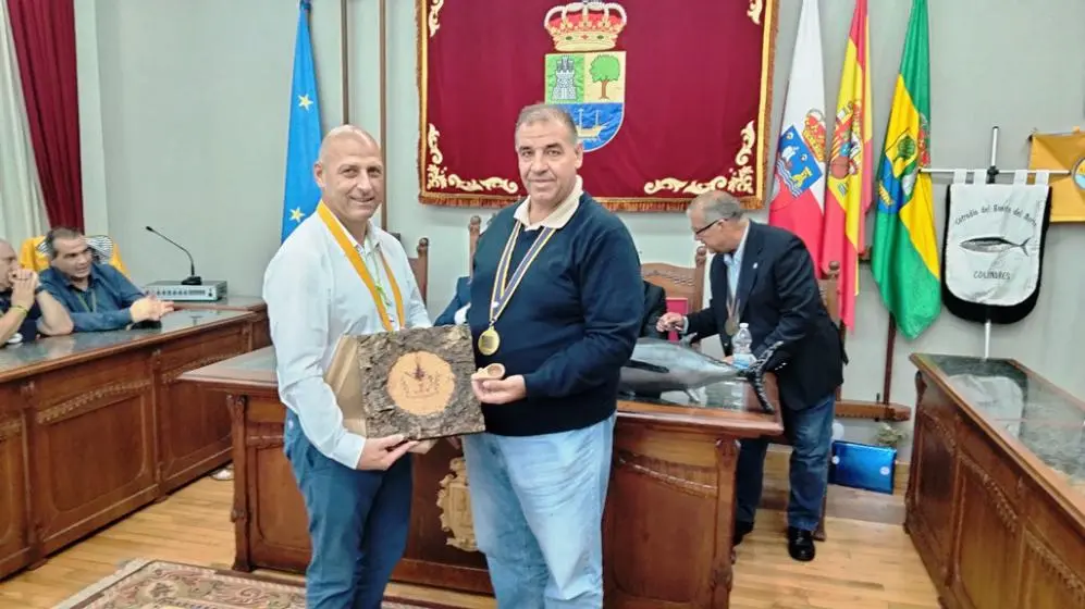 Intercambio de regalos. R.A.