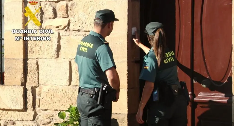 Agentes de la Guardia Civil.