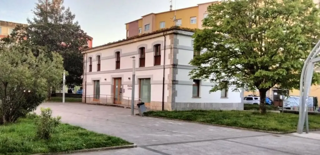 Oficinas de la Policía Local de Santoña. R.A.
