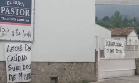 Mensajes en las instalaciones de la empresa.