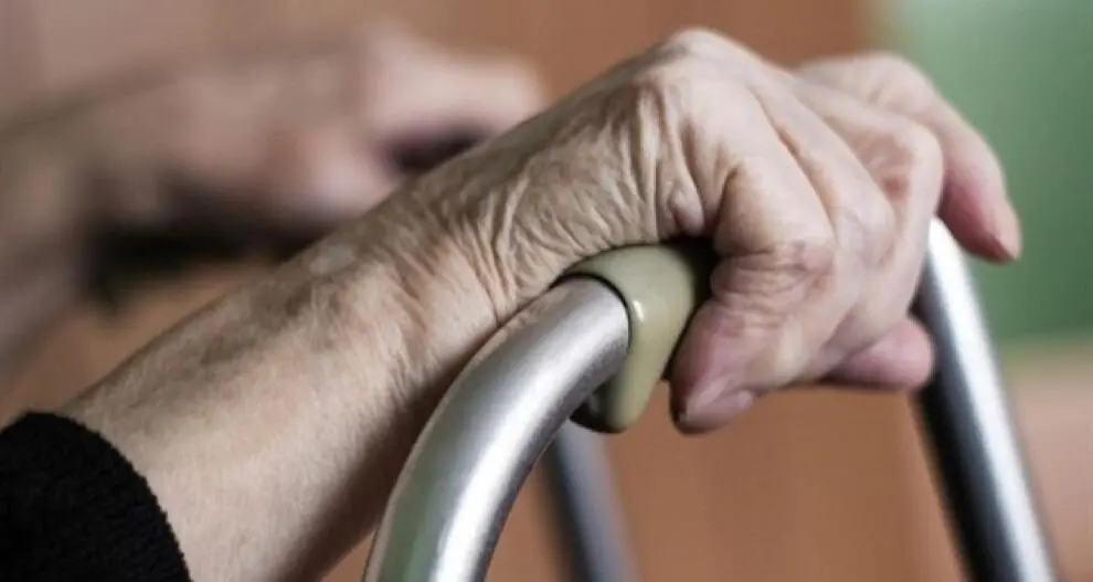 Usuarios de residencias de ancianos. Web CCOO Cantabria