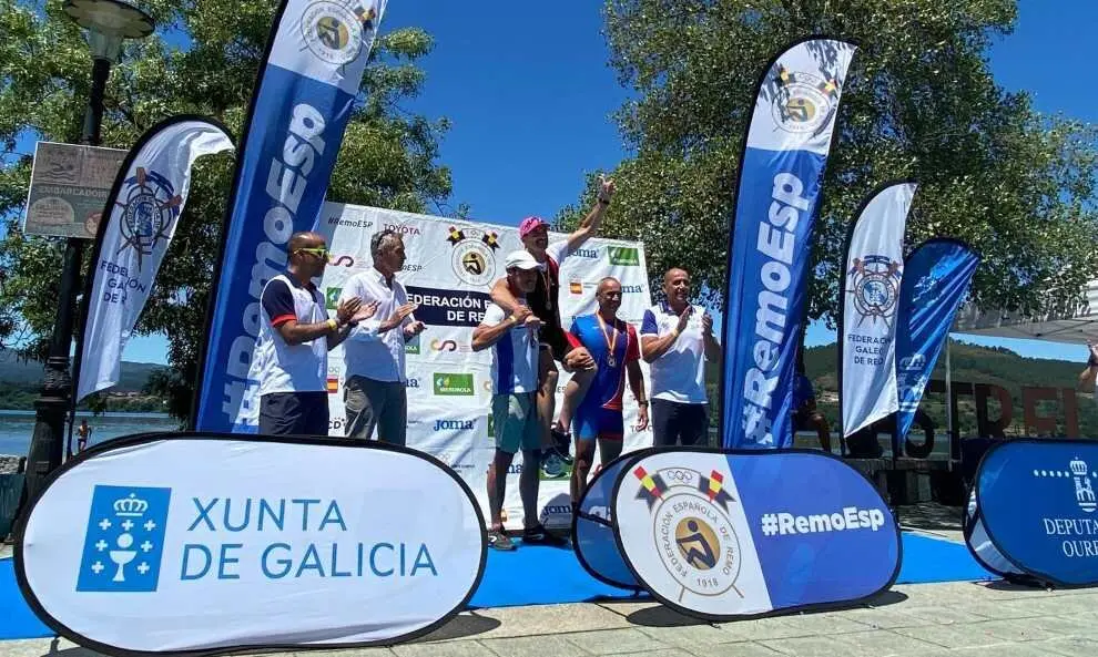 Un momento de la entrega de las medallas.