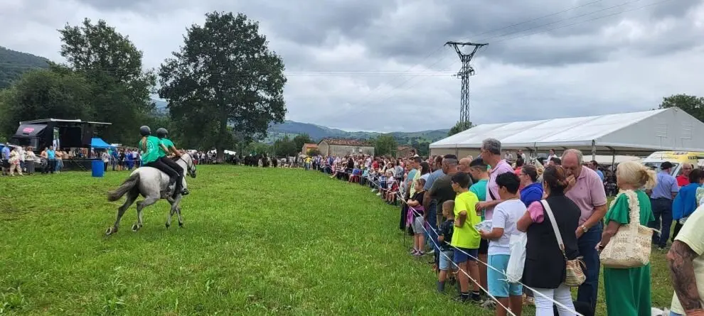 Las fiestas continúan este verano en Santa María de Cayón. Facebook