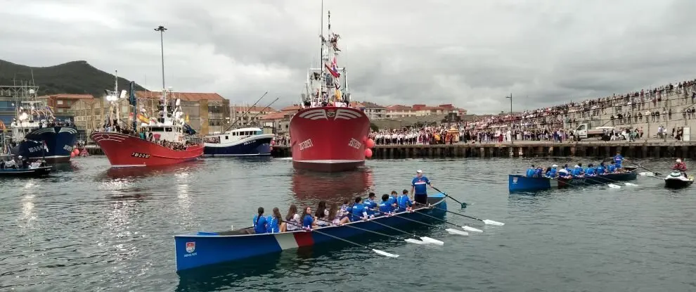 Traineras del Club de Remo Santoña. R.A.