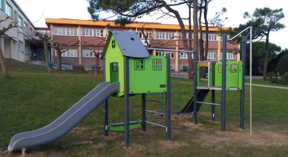 Colegio de Nuestra Señora de Latas en Somo. Página web Ayuntamiento de Ribamontán al Mar.