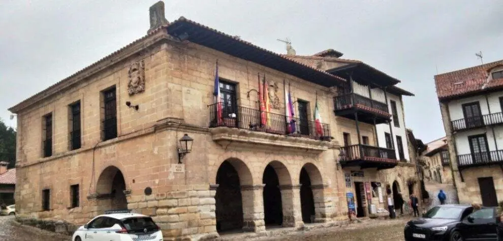 Ayuntamiento de Santillana del Mar. R.A.