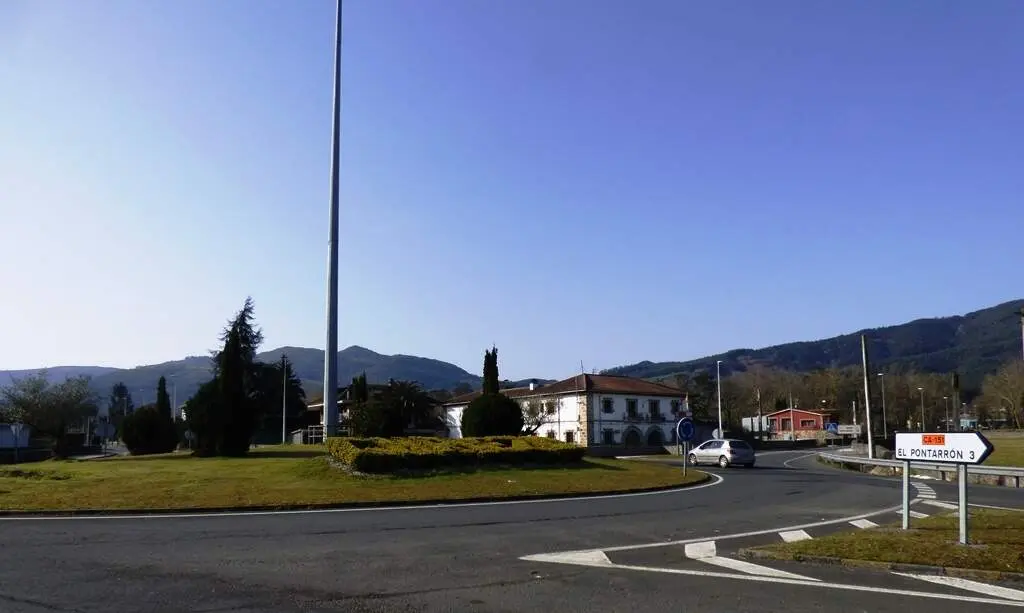 Carretera del Pontarrón, en Guriezo. R.A.