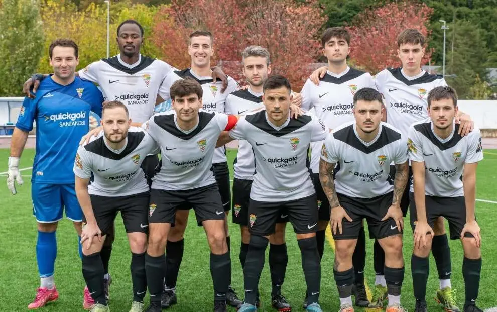 Alineación del Santoña 2025-2026. Edu Quintana