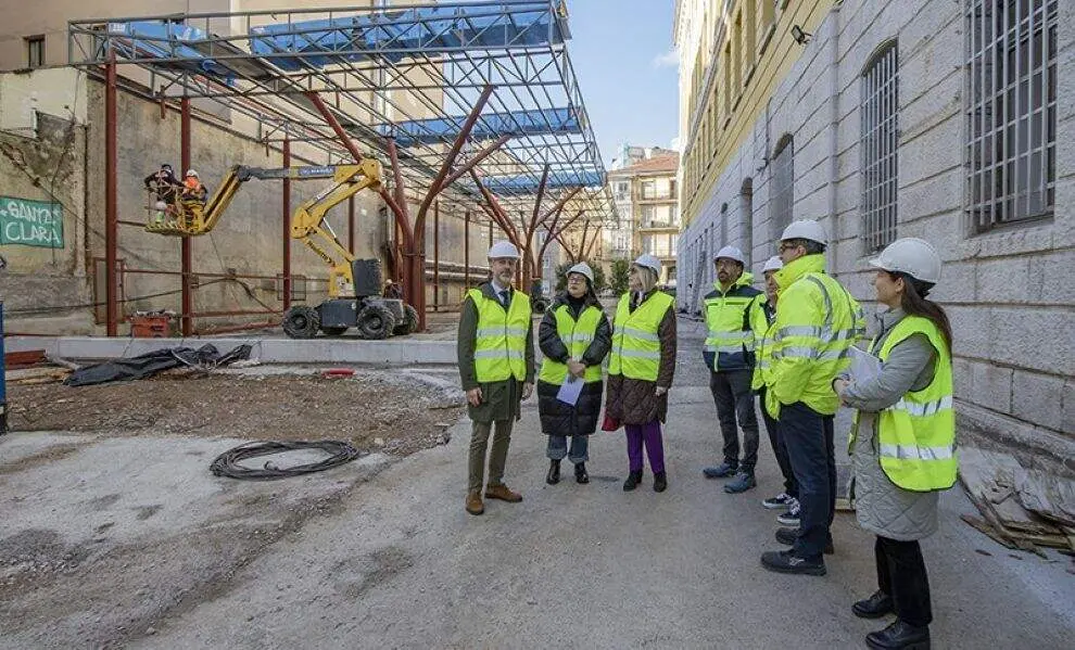Visita a las obras del instituto Santa Clara, en Santander.