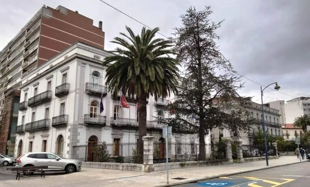 Ayuntamiento de Laredo. R.A.