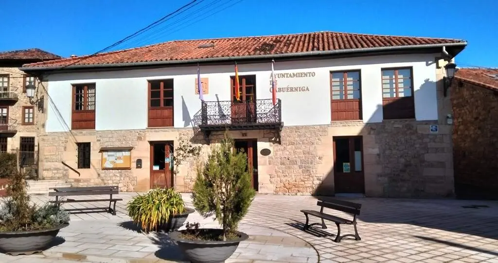 Casa Consistorial de Cabu&eacute;rniga. R.A.