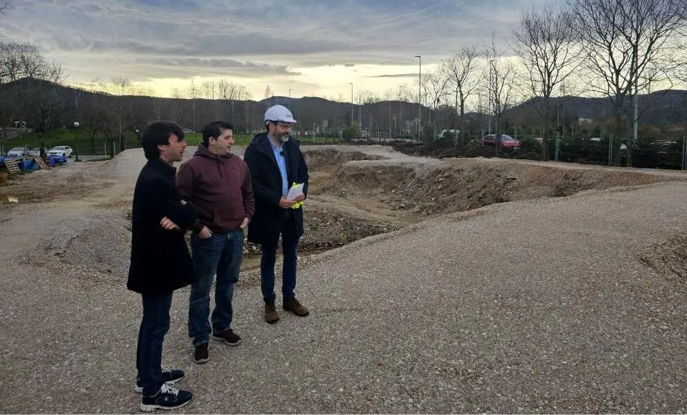 Visita a las obras del skatepark.