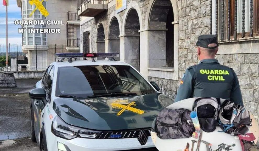 Agentes de la Guardia Civil.