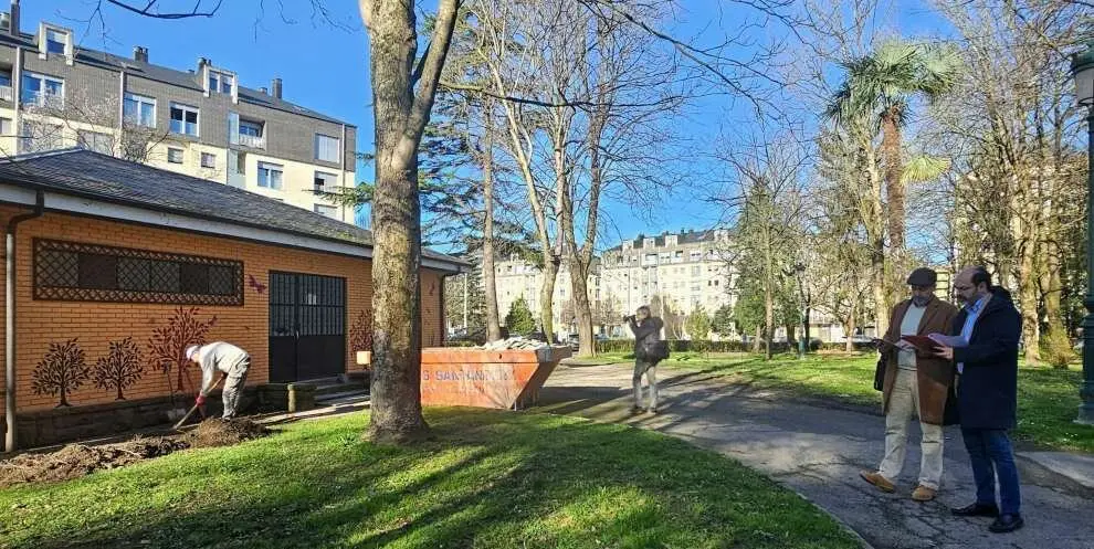 Visita a las obras de los servicios p&uacute;blicos del Parque Manuel Barqu&iacute;n.