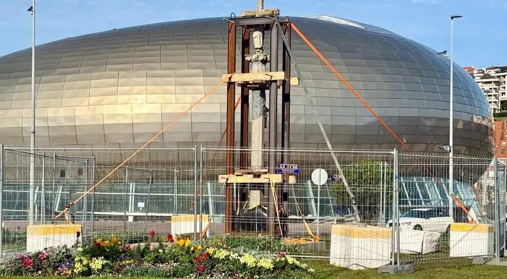 Obras en el Cruceiro en Santander.