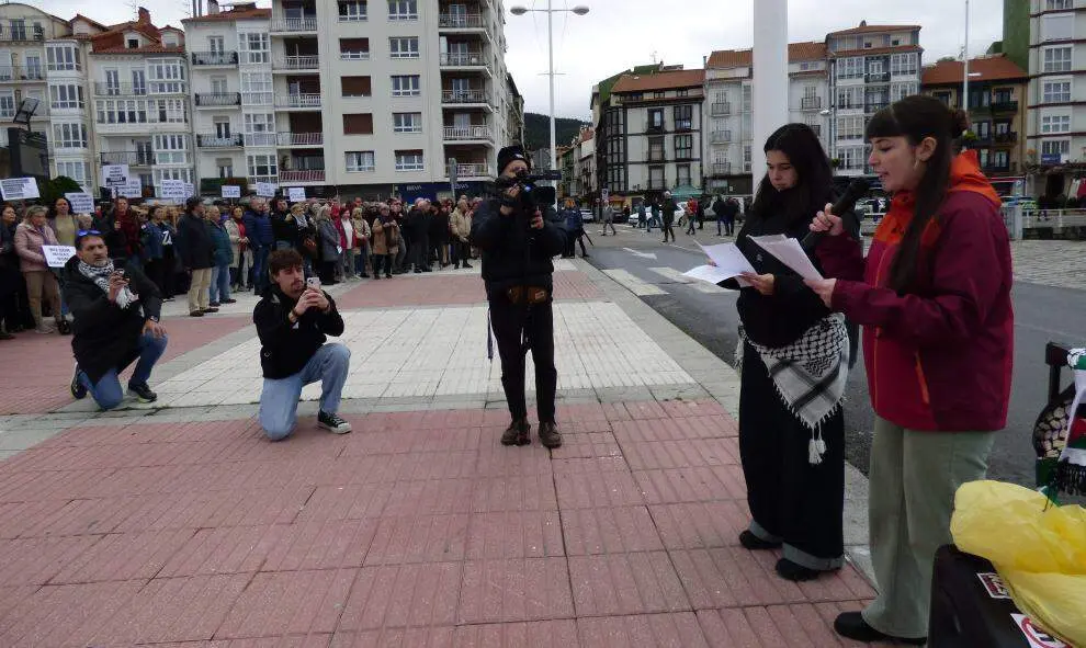 Lectura del comunicado al final de la marcha. R.A.