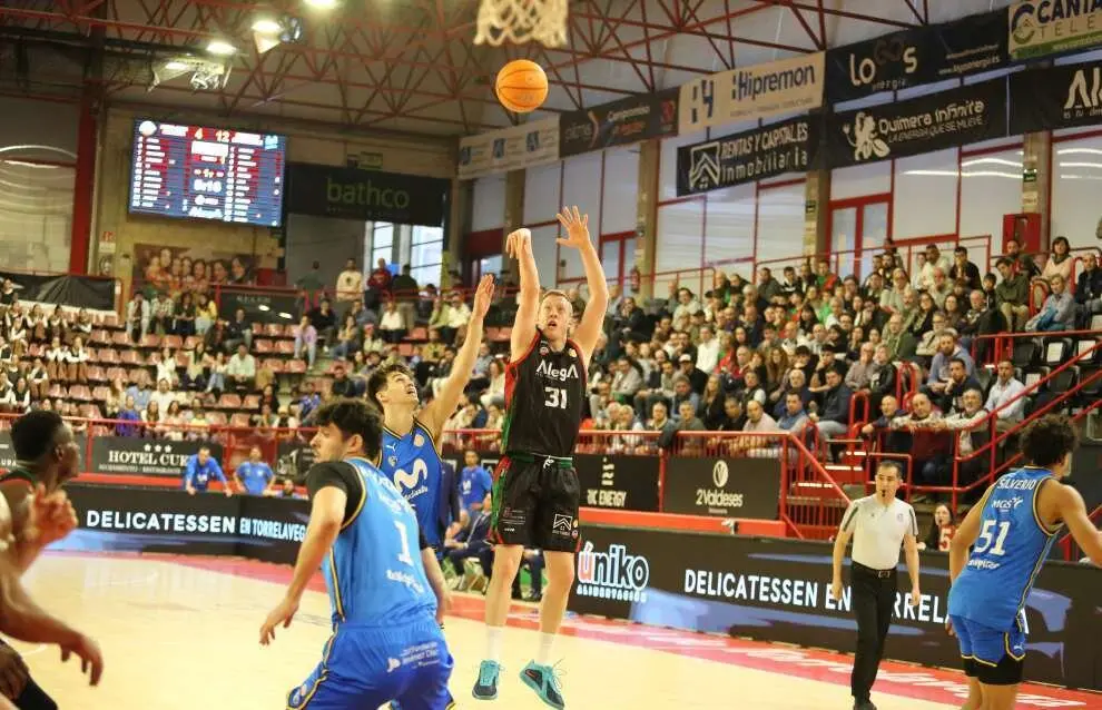 Victoria hist&oacute;rica del Grupo Alega Cantabria.