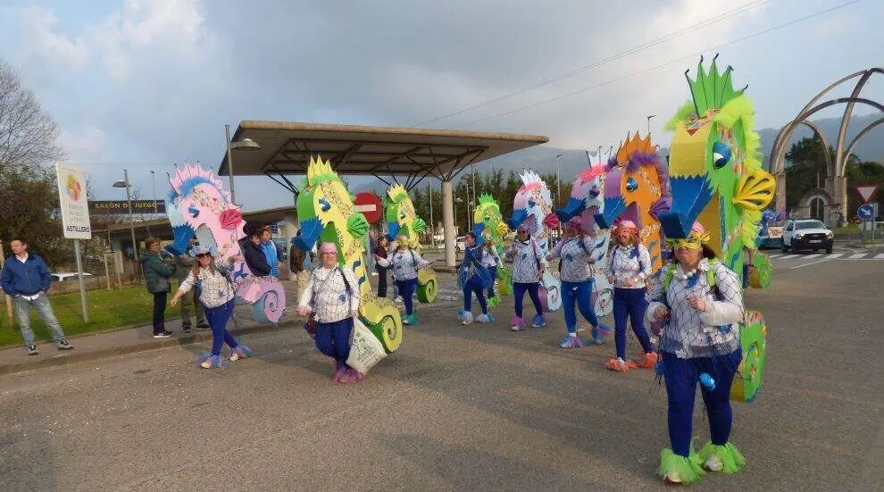 Grupo de caballitos de mar. R.A.