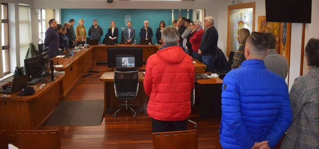 Minuto de silencio guardado en el Pleno de Pi&eacute;lagos.