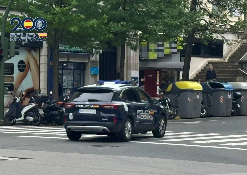 Polic&iacute;a Local en Santander.