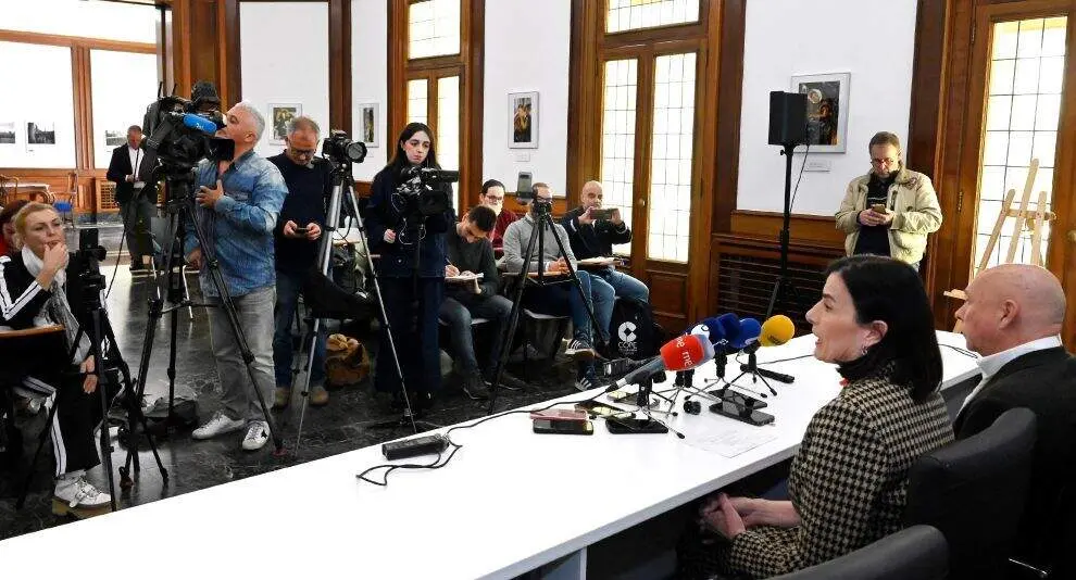 Rueda de prensa sobre el convenio entre el Ayuntamiento y el Racing.