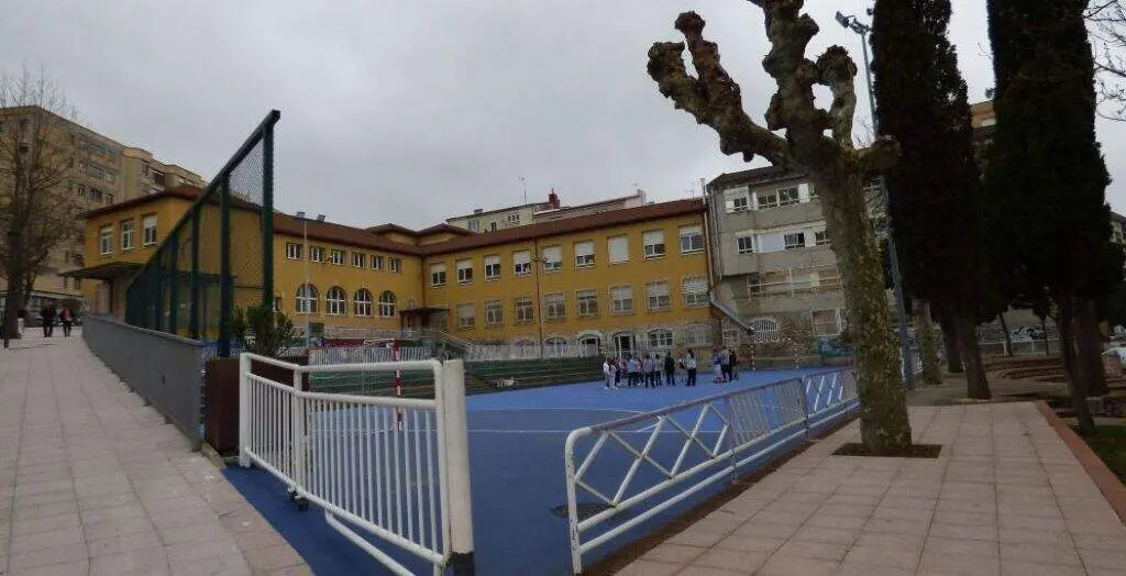 Colegio Fernando de los R&iacute;os en El Astillero. R.A.