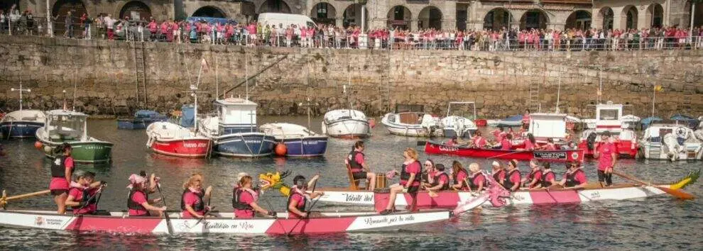 Embarcaci&oacute;n de Cantabria en Rosa.