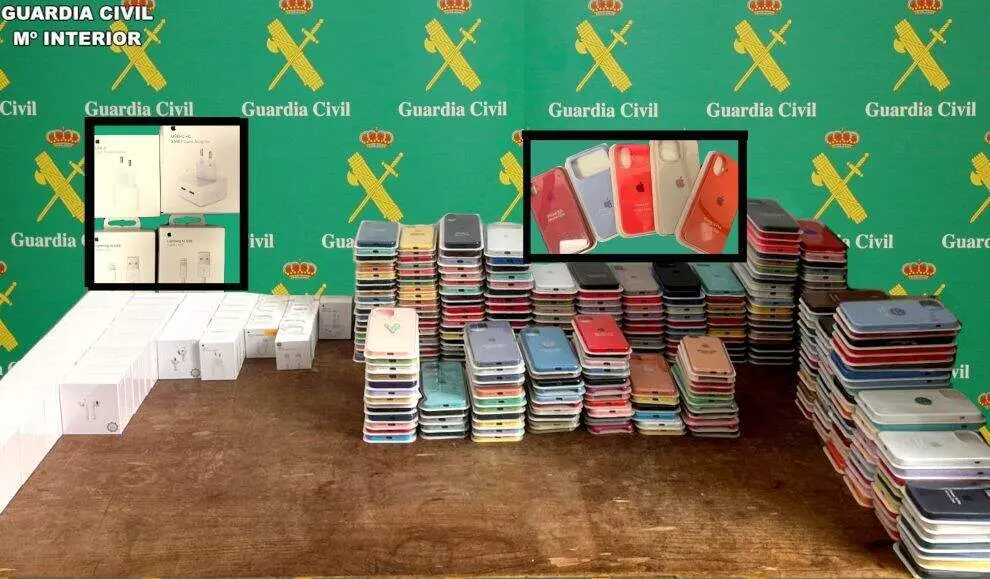 Material intervenido por la Guardia Civil.