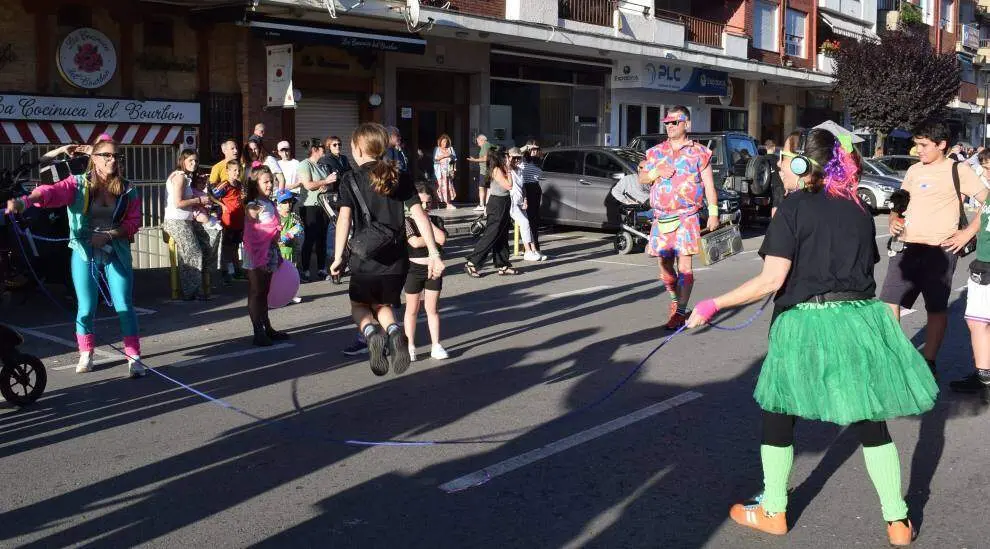 Los juegos tradicionales se recordaron en el desfile.