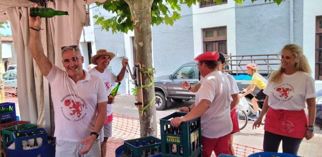 D&iacute;a de la Sidra en Escalante. R.A.