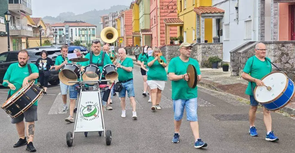 La m&uacute;sica ambient&oacute; la jornada.