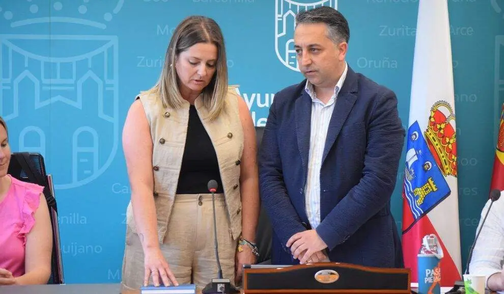 Ver&oacute;nica Bueyes tom&oacute; posesi&oacute;n del cargo de concejal.