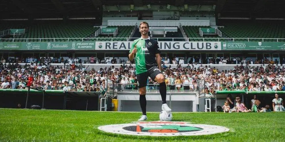 El jugador en Los Campos de Sport.