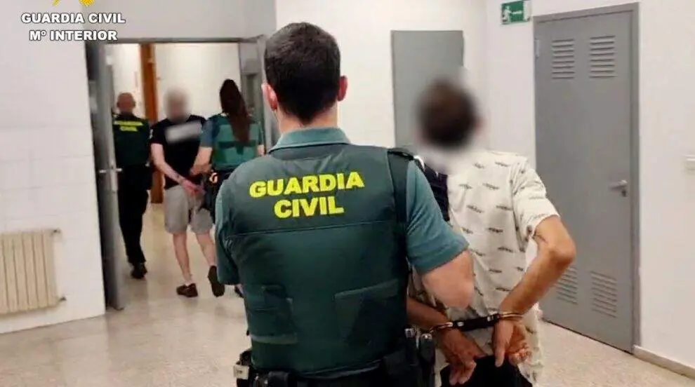 Detenidos por la Guardia Civil.