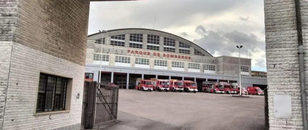 Bomberos en Torrelavega. R.A.