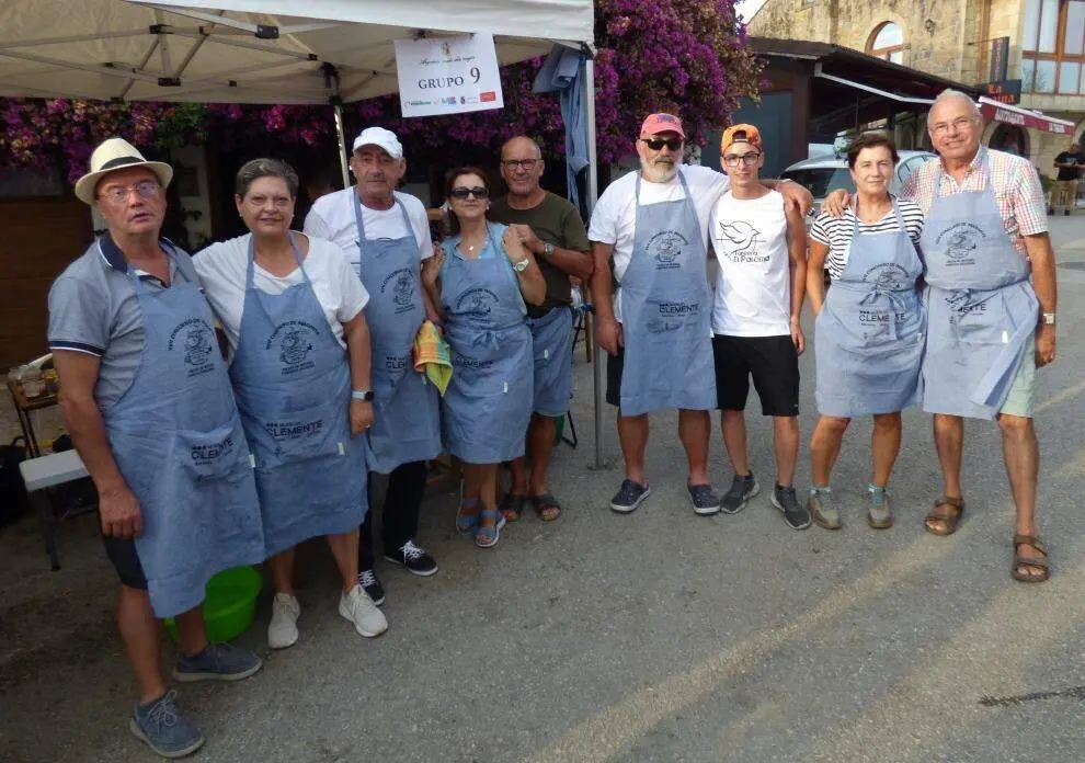 El barrio de Ancillo acogi&oacute; el Concurso de marmite. R.A.