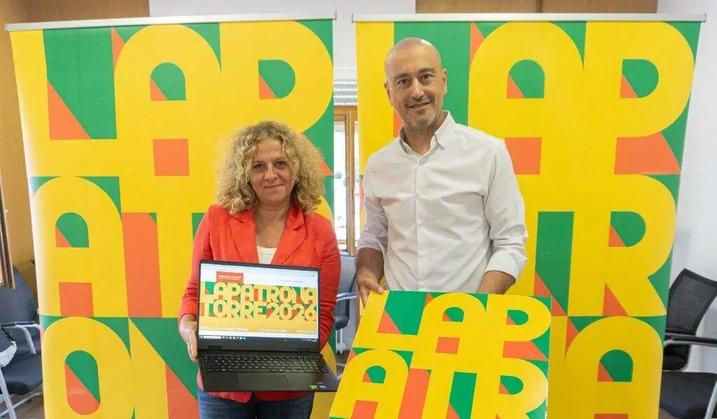 El alcalde Javier L&oacute;pez, y la concejala de Festejos,