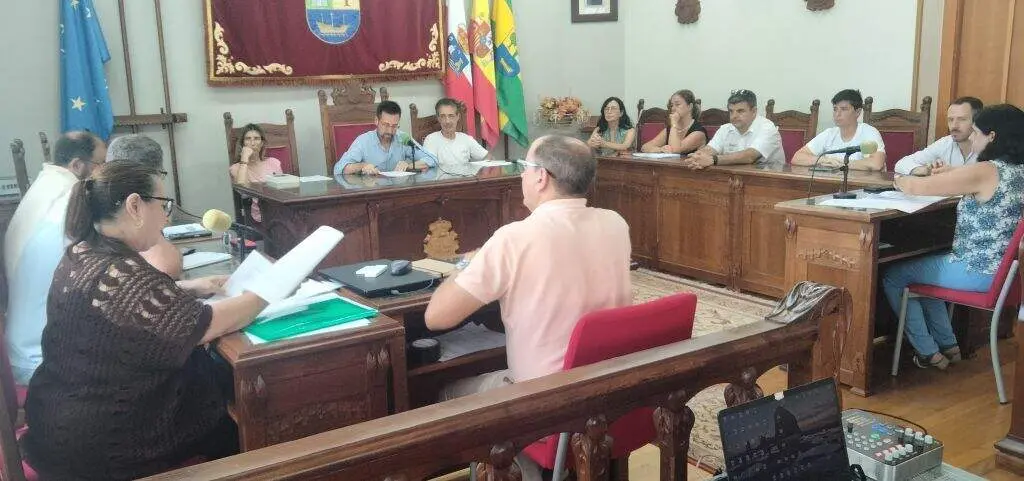 Un instante de la sesi&oacute;n plenaria en Colidres. R.A.
