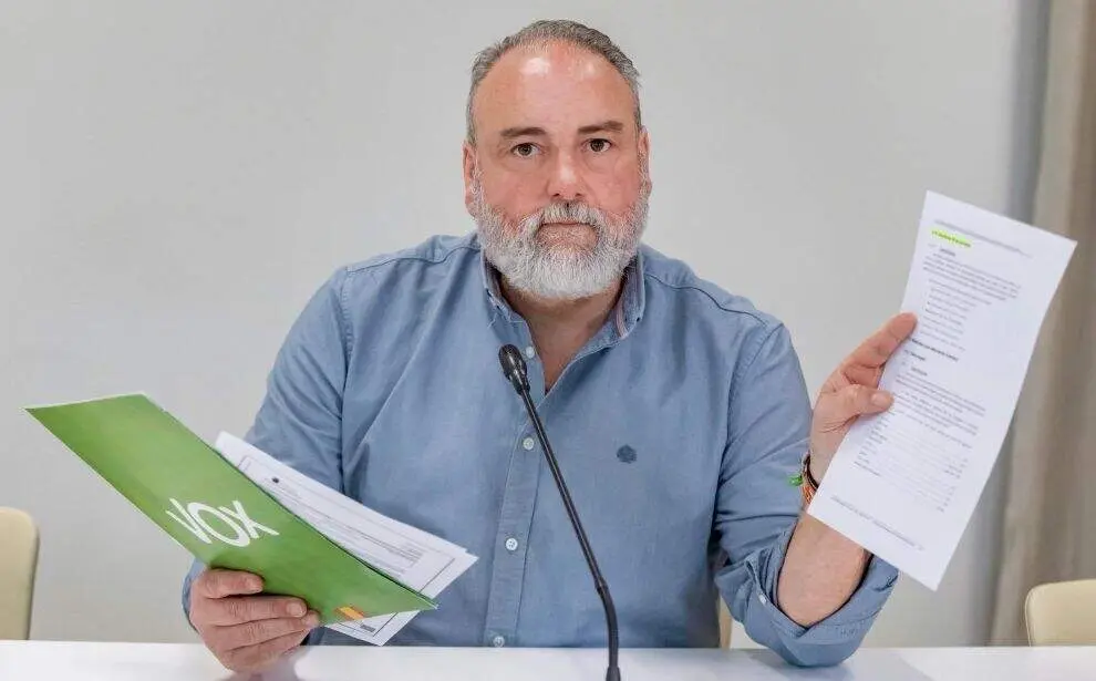 El portavoz de Vox, Roberto Corona.