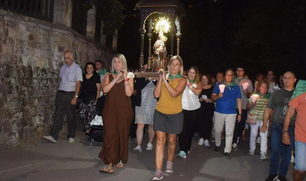 Procesi&oacute;n de la Luz de las Fiestas de la Virgen de Valencia.