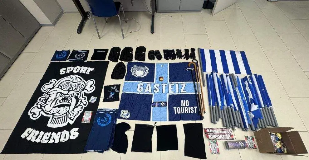 Material de una de las bandas.