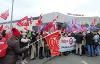 Los sindicatos atendieron a los medios de comunicación antes de la manifestación. Nyka Goicoechea