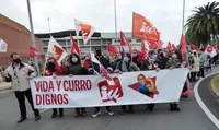 Representantes de Izquierda Unida acudieron a Santoña.