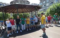 Las autoridades políticas y representantes de los colectivos  se concentraron en la Plaza de San Antonio. R.A.