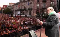 El actos se dirigió a los asistentes con unas palabras.