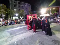 El jurado visionando a los grupos. R.A.