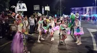 35 grupos participaron en el desfile. R.A.