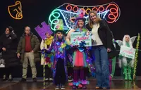 la Agrupaci&oacute;n 'Menudas piezas'.